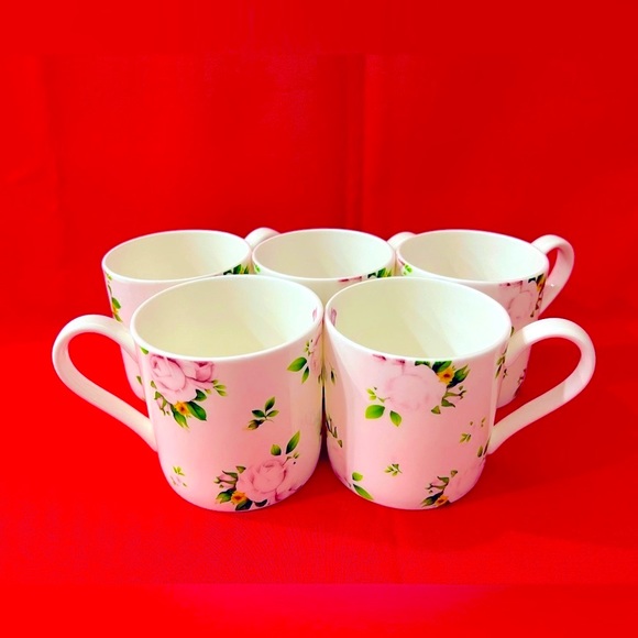 5 Royal Albert New Country Roses Porcelain Mugs/Cups - Picture 2 of 4